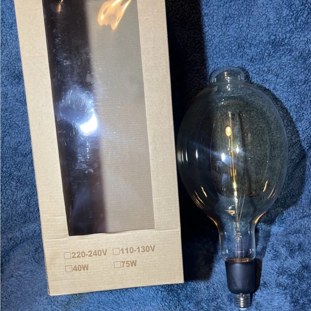 nostalgic thread hairpin Edison style light bulb 60W clear